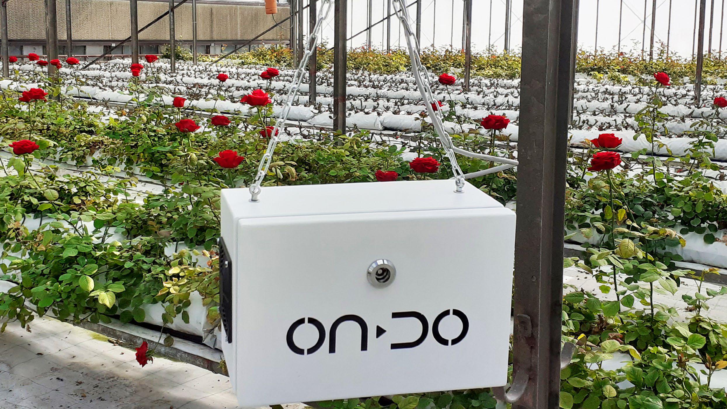  Lämpötilan ja kosteuden mittauslaatikko 