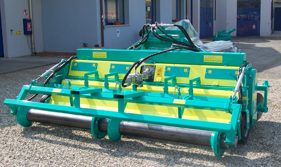  Penkintekojyrsin TSAP 260 hydraulisella penkkimuotoilijalla, 2 penkkiriviä 