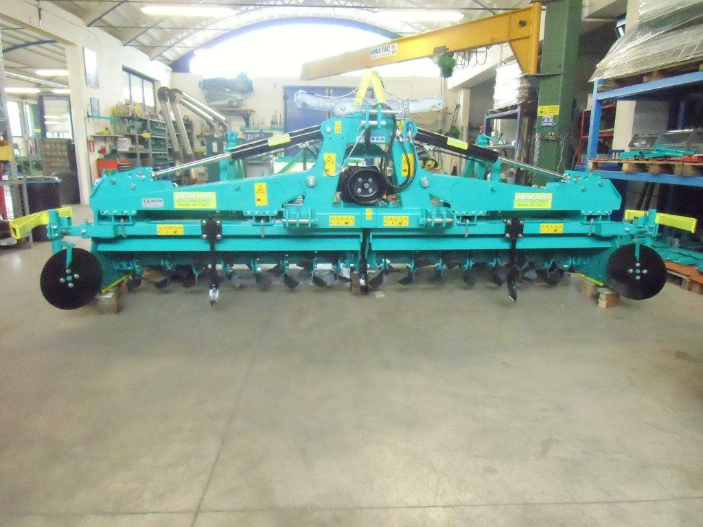  Penkintekojyrsin TSAP 400 hydraulisella penkkimuotoilijalla, 3 penkkiriviä 
